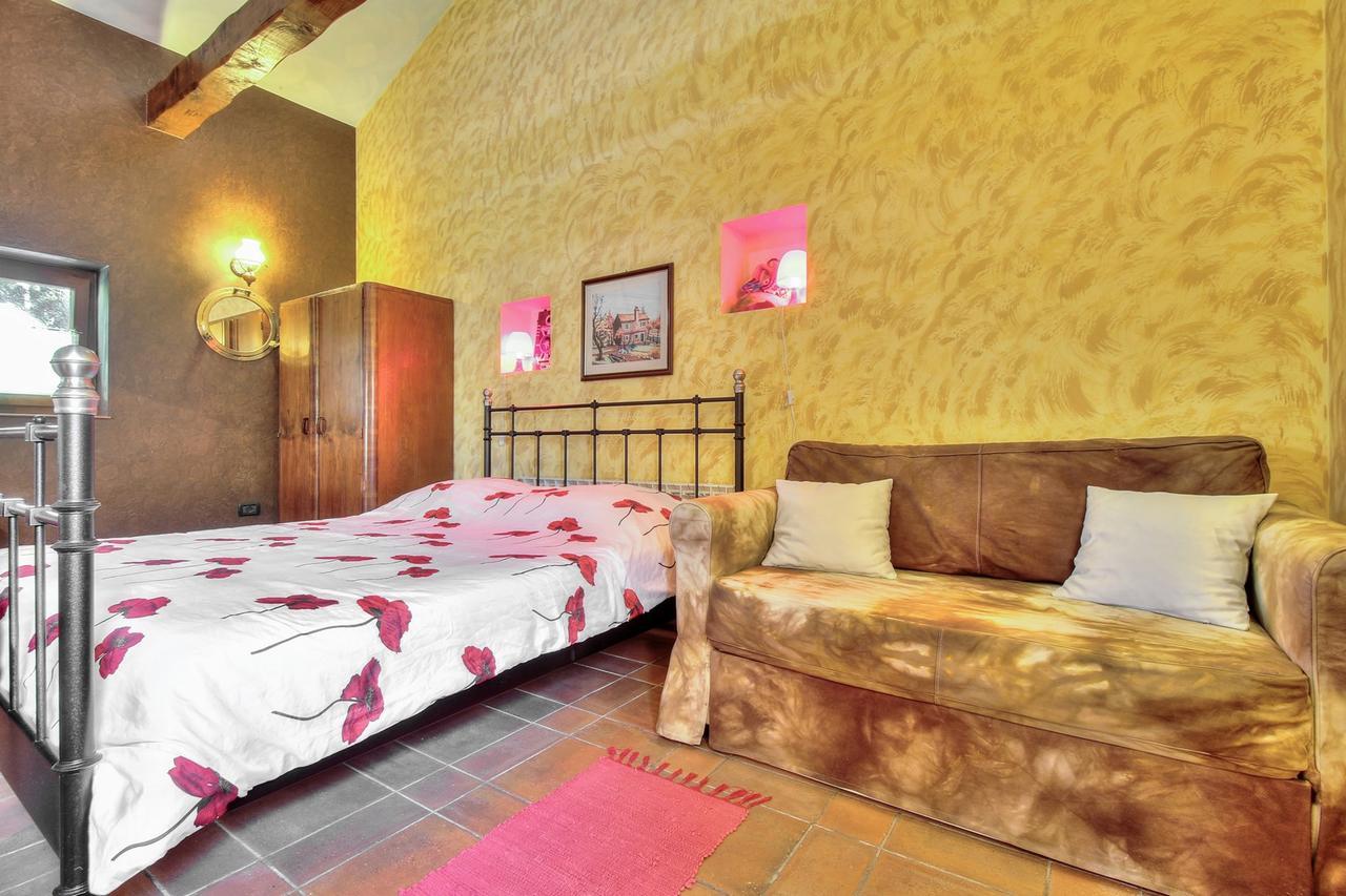 Nadia House With Apartments Zambratija  Room photo